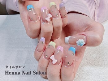 夏のカラフルなフレンチスタイル