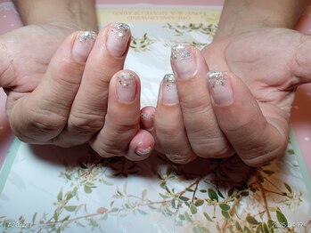 イーズ(ease)/ラメグラデーション