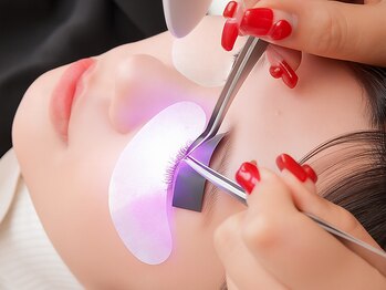 ゾウゾウ(Zow Zow)の写真/【話題のMENU♪】都内で大人気の最新LEDエクステ80本¥7150→¥6500!帰宅後洗顔、オイルクレンジングもOK!