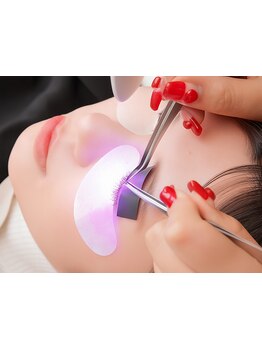 モテ可愛な目元にしたい