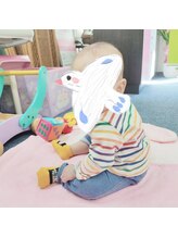 かおりビューティサロン/お子さまは付添って見守ります