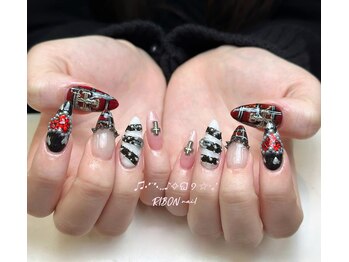 リボン 高田馬場(RIBON)/アートやり放題とパーツ付け放題