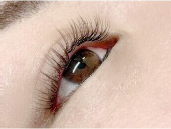 リリーファースト(Lily First)の写真/【あなたの“似合う”がきっと見つかる☆】お客様一人一人の目元に合わせたデザインをご提案いたします◎