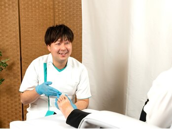 フルフィル 北千住の写真/【北千住駅西口から徒歩3分】プロのケアで素足美人に!巻き爪・陥入爪・変形爪・副爪・角質のお悩みにも対応
