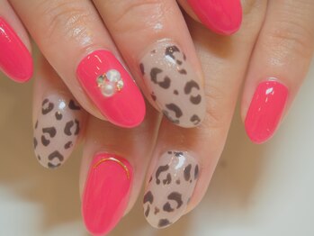 アールローズ(R-rose)/レオパードネイル¥9396