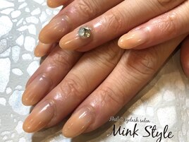 Vカット大人ネイル