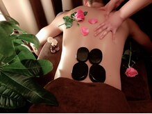 楓リラクゼーション 新宿店【ヘッドスパ/もみほぐし/オイル/整体/足つぼ/首肩こり】