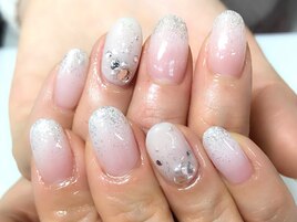 白グラデーション×ラメ