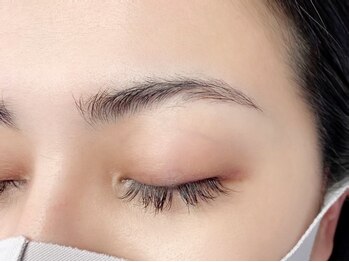 アヴェックアムール 豊田(avec amour)/ハリウッドブロウリフト