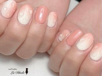 ラドール(La Dhole)/桃×水滴ネイル