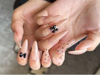 レーヴ(Reve)の写真/【20時以降のご予約可★】お仕事終わりにも通いやすい♪完全個室のネイルサロン《Reve》で理想の指先に！