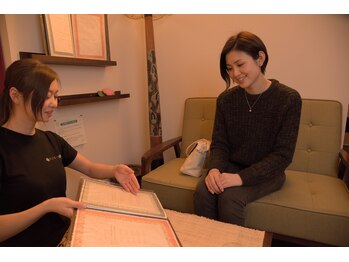 本格派タイ式マッサージ パックポーン 西11丁目店/まずはカウンセリング