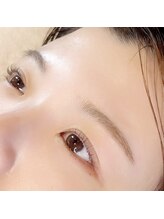 彼女とまつ毛クリム(crim)/ダメージレスまつ毛パーマ