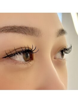 レジアントサロン(Rediant salon)/LEDマツエク140本