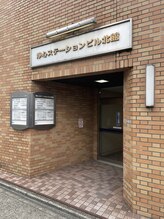 ナギ(nagi.)/ビル北側駐車場からのアクセス２