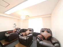 グランドライン アイラッシュ(GRAND LINE)の雰囲気（全席ふかふかのリクライニングチェアでリラックスして頂けます♪）