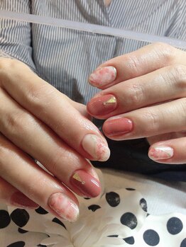 メグ ネイル(megu)/