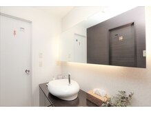 カイロライン 神楽坂通り整体院/清潔感あふれる洗面所