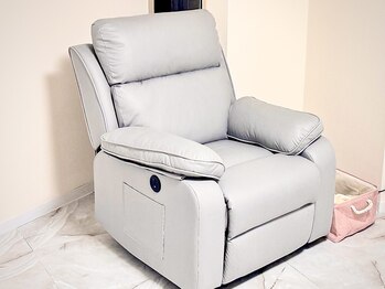 ミリミリネイル(MILI mili nail)/リクライニングソファー