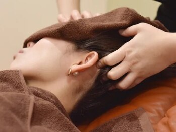 オリーブ コクブンジ(Olive kokubunji)の写真/【極上ドライヘッドスパ】凝り固まった頭皮・スマホ疲れをスッキリ解消！首肩こりにお悩みの方にも◎