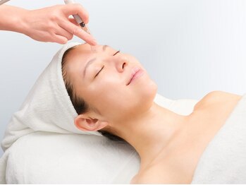 エステティックジュビラン エタンセル(Etincelle)の写真/毛穴の悩み卒業しましょ♪【毛穴の開き/黒ずみ/詰まりに!ブラッククレイパック×毛穴吸引+マッサ-ジ¥5500】