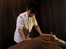 整体 美容サロン ホリスティックラボ(Holistic Labo)/　施術