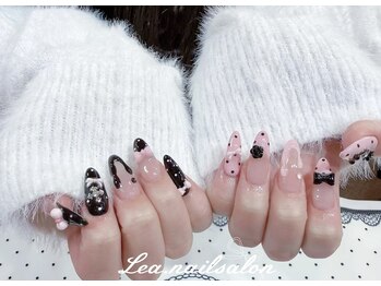 レアネイル 渋谷店(Le’a nail)/ドット☆フレンチネイル