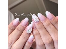 エリカローズネイル 天神本店/エアジェルでのホワイトグラデ