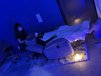 フェイスドット 梅田店(Face.)/