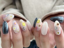 メルシー(Merci)/フラワーネイル byワカツキ