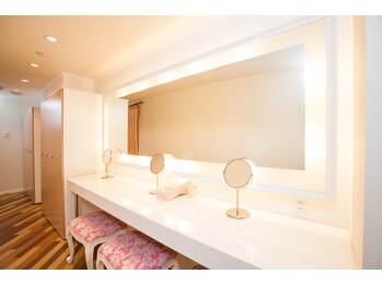 ベルタ(BELTA)/メイクルーム