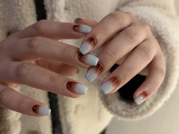 ディプティモイラネイル(dipty MOILA Nail)/グラデーション