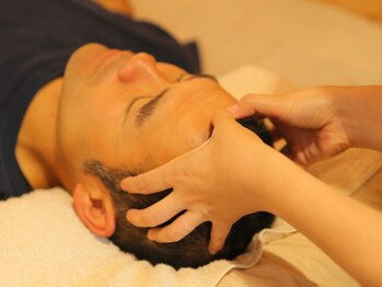 西明石ほぐし処 深呼吸/施術シーン