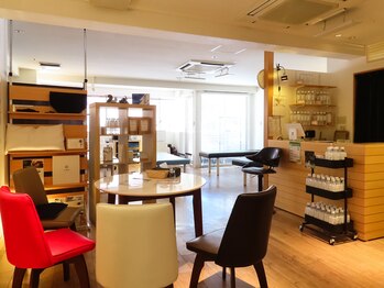 ABC整体スタジオ 本郷三丁目/ABC整体の待合スペース