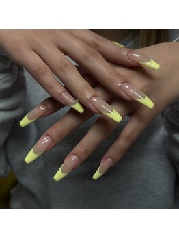 リノン(Linon)/春色フレンチ