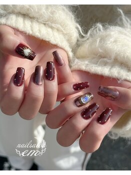 エム(em)/ボルドーデザイン