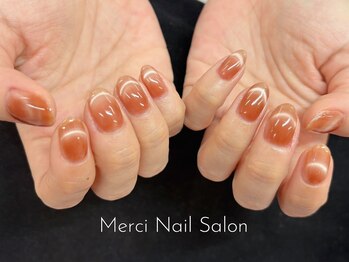 メルシー(Merci)/マグネットネイルフレンチ光