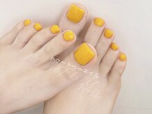 トゥートゥー(TOUTOU)/夏っぽい黄ネイル