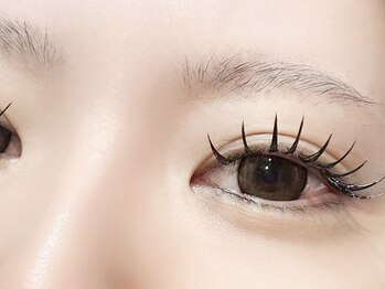 ステラ バイ セブンルックス 大宮東口店(Stella by7LOOKS)の写真/目元のボリュームUPはエクステがオススメ☆なりたいお目元に合わせて圧倒的カワイイを演出♪モチの良さも◎