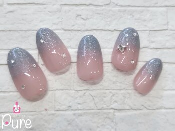 大人可愛い定額ネイル¥9000