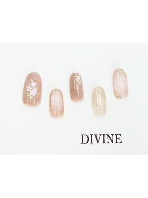 DIVINE　NAIL　　【ディバイン　ネイル】