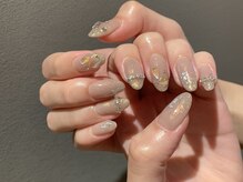 ウノプリール 梅田HARBIS PLAZA(uno pulir)/【キラキラビジューネイル】