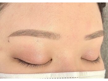 ネイルアイサロンアンドスクール リッカ(Lycka)/眉毛サロン/ブロウリフト