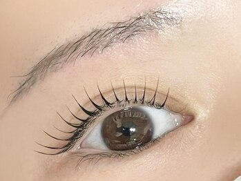 コレ(cole)の写真/【全室完全個室】人目を気にせずリラックスしながら美しい目元に♪話題のパリジェンヌやアイブロウMENU有!