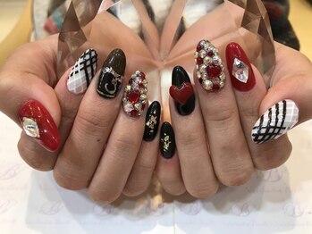 エスフィーネイルサロン ブリーユ(Esfy nailsalon Brille)/バレンタインネイル　紗々ネイル
