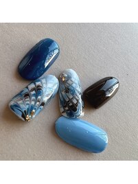 February Peacock &nbsp;￥9,460