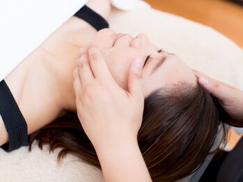 ティアラ(TIARA)/美容鍼