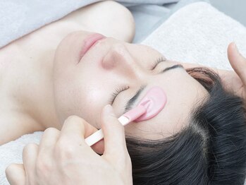 スリー(THREE)/眉WAXで一気に垢抜け