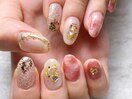 秋ネイル　ニュアンスキラキラ