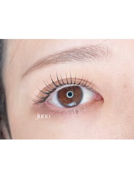 ナチュラル上品な目元にしたい